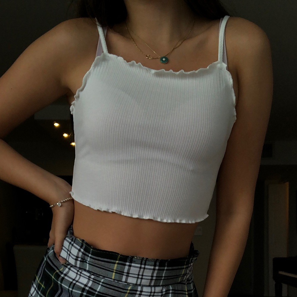 • Grey Bandit White Curled Tank Top•